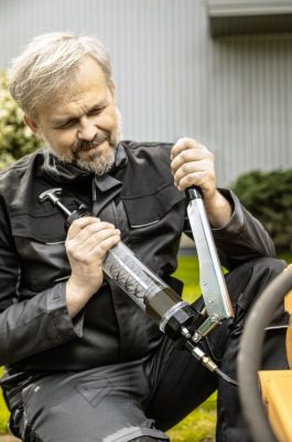 HT8G907_Smarownica_EDGAR_TH5K279-1_spodnie-ochronne_EDGAR_HT5K284_bluza-ochronna_BARTEN_HT5K505_polbuty-ochronne_5