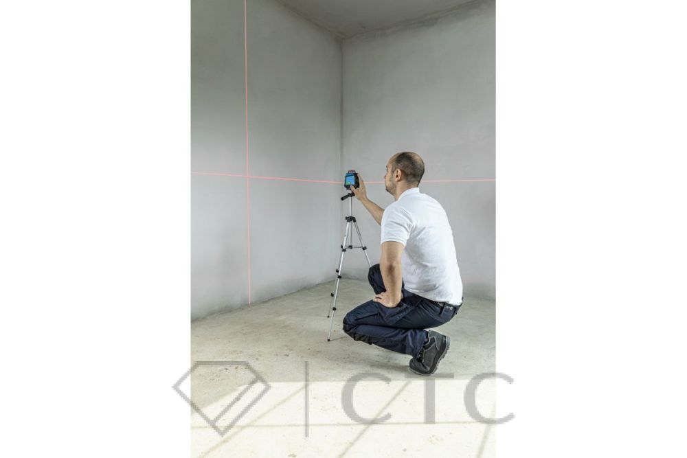 HT5K365_NEKAR_spodnie-ochronne-granatowe_HT5K418_TOBIAS_polo-bawelniane-biale_HT5K567_NAAB-polbuty-ochronne_HT4M072-Poziomnica-laserowa_HT4M071-Poziomnica-laserowa_12