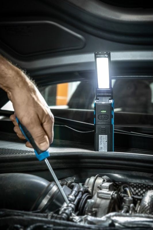 HT1E407-Lampa-warsztatowa-1