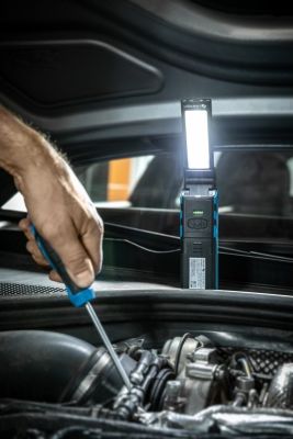 HT1E407-Lampa-warsztatowa-1