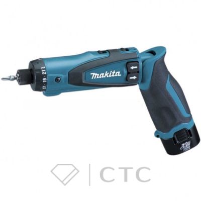 Аккумуляторная отвертка Makita DF 010 DSE (DF010DSE)