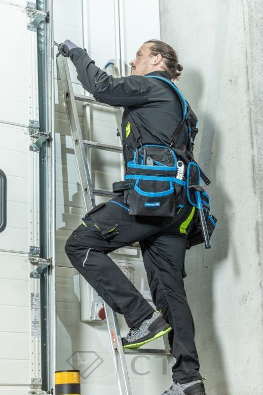 HT5K231_Pas-roboczy-z-szelkami_4