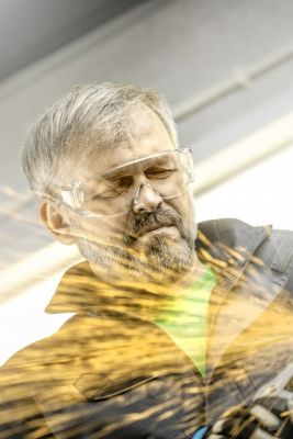 VENEDIG_HT5K009_okulary_ochronne_VILS_HT5K411_t-shirt_bawelniany_EDGAR_HT5K284-1_bluza_6