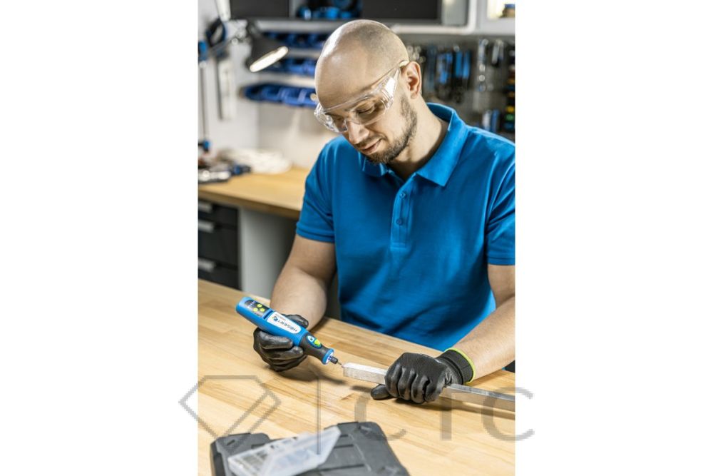 HT2E105-Mini-szlifierka-aku-HT5K228-TOUCH-rekawice-HT5K417-TOBIAS-polo-HT5K009-VENDIG-okulary-_1