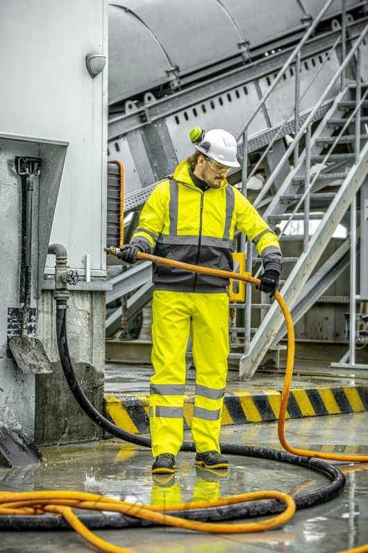 HT5K246_NIMS_kurtka_HT5K342_VOLME_spodnie_HT5K228_TOUCH_rekawice_HT5K565_BERKEL_buty_HT5K180_kask-ochronny_HT5K178_LAUTER_HT5K178_nauszniki-ochronne_5